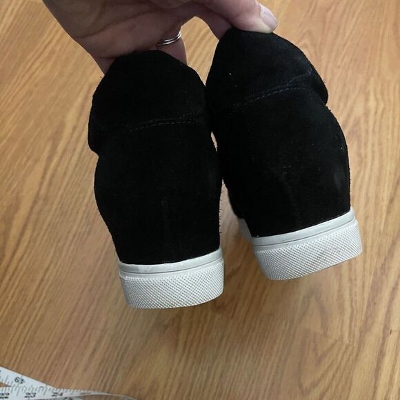 Blondo Glenda wedge black suede waterproof sneaker boots size US 8M - Picture 4 of 11